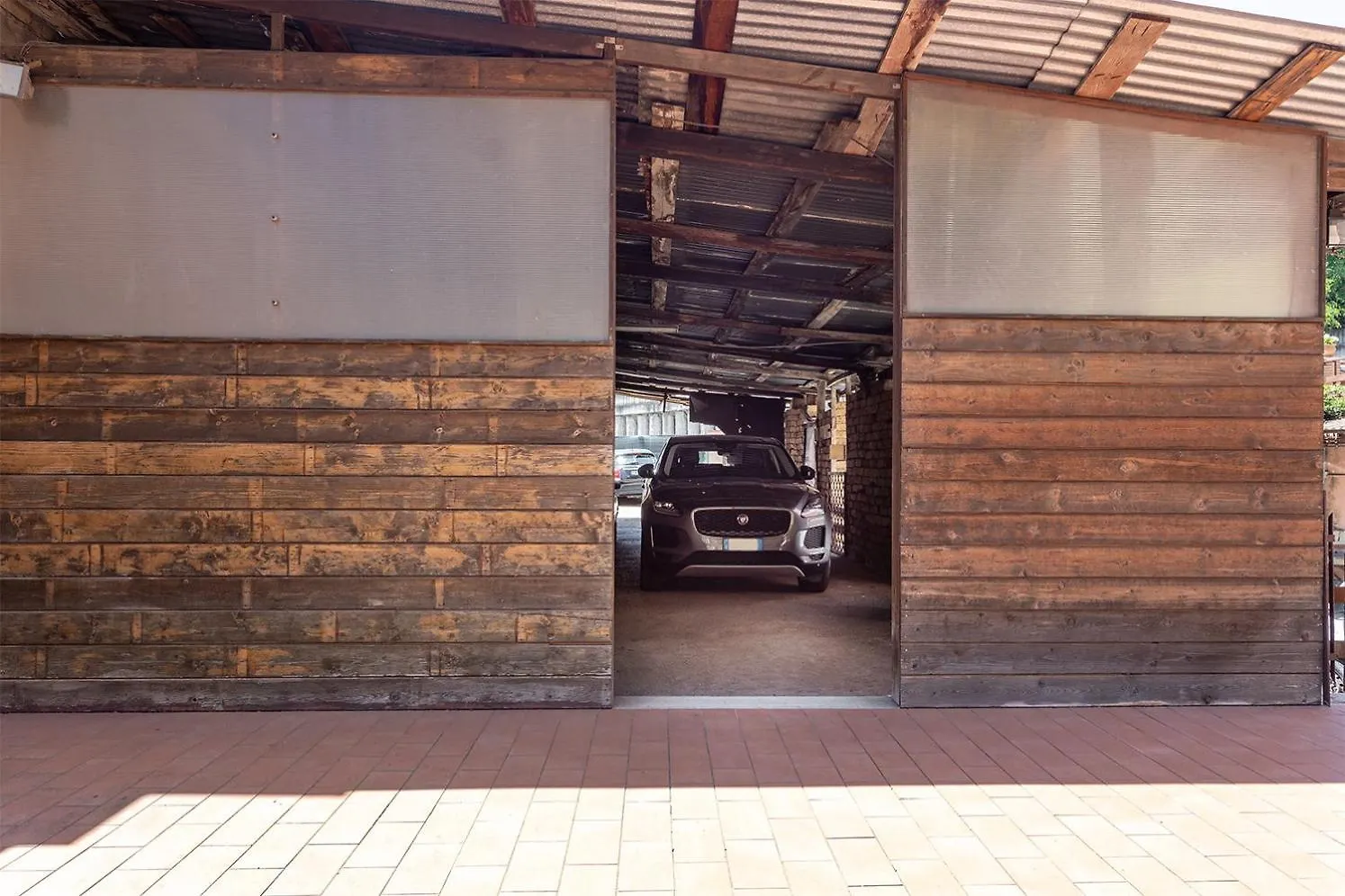Comodo Loft Vicino La Metro Battistini Con Garage 로마