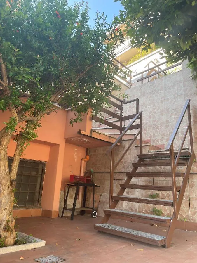 Comodo Loft Vicino La Metro Battistini Con Garage Rome 0*,  Italy