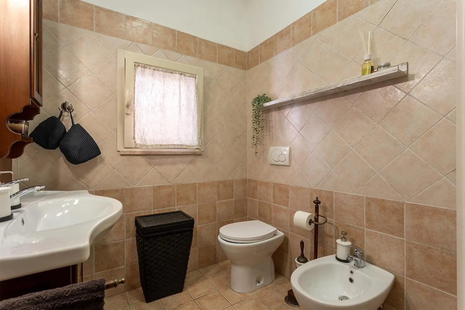 Apartment Comodo Loft Vicino La Metro Battistini Con Garage Rome